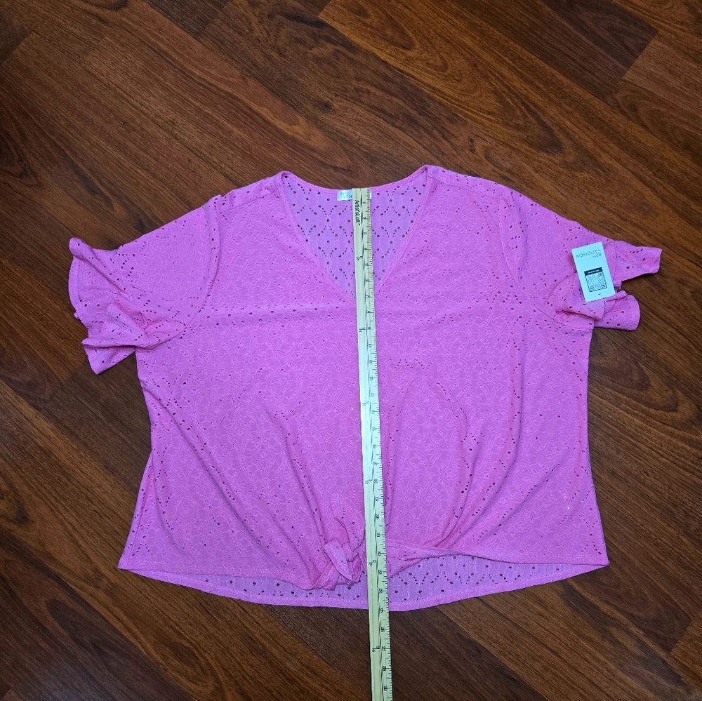 NWT Pink Eyelet Lace Bell Sleeve V Neck Blouse - Picture 11 of 11